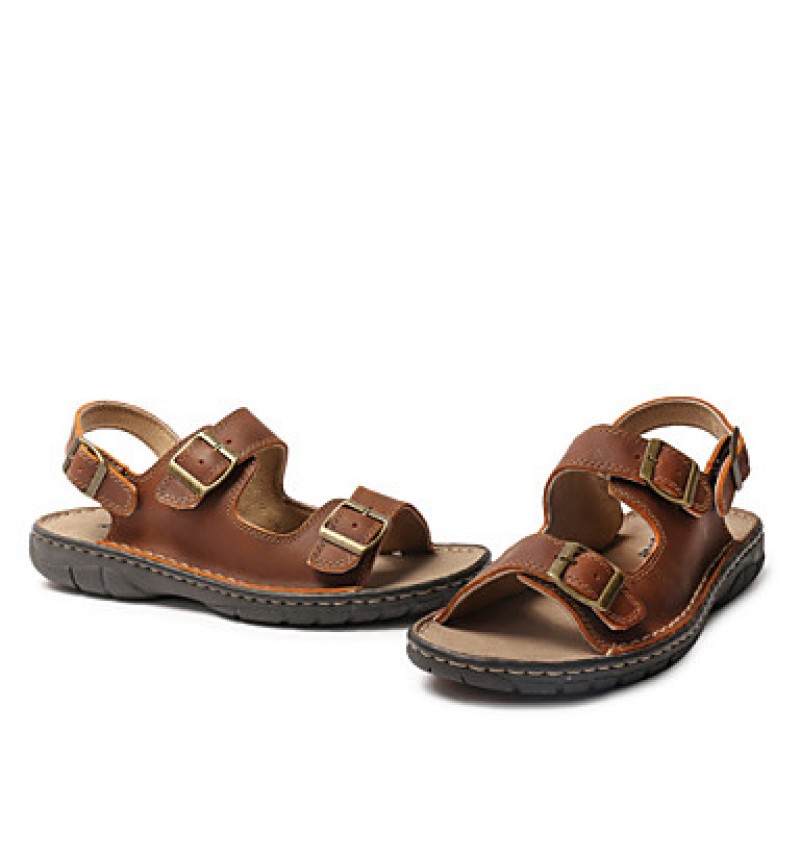 Men's Shoes Outdoor / Athletic / Casual Leather Sandals Brown  